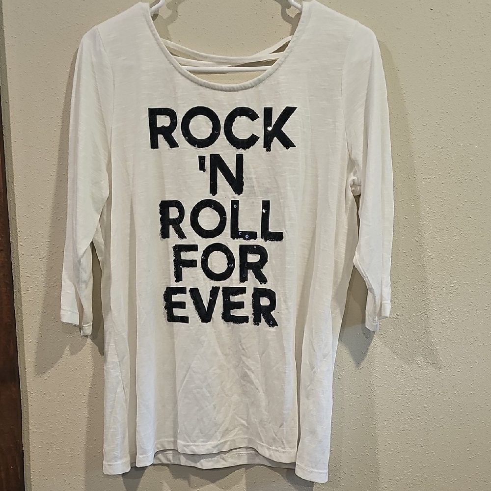 Torrid White Graphic Long Sleeve Tee